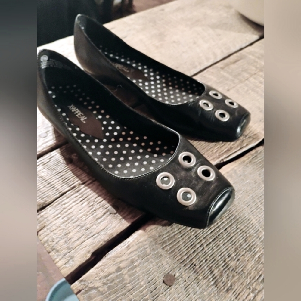 X-Appeal Black Flats with Silver Accents